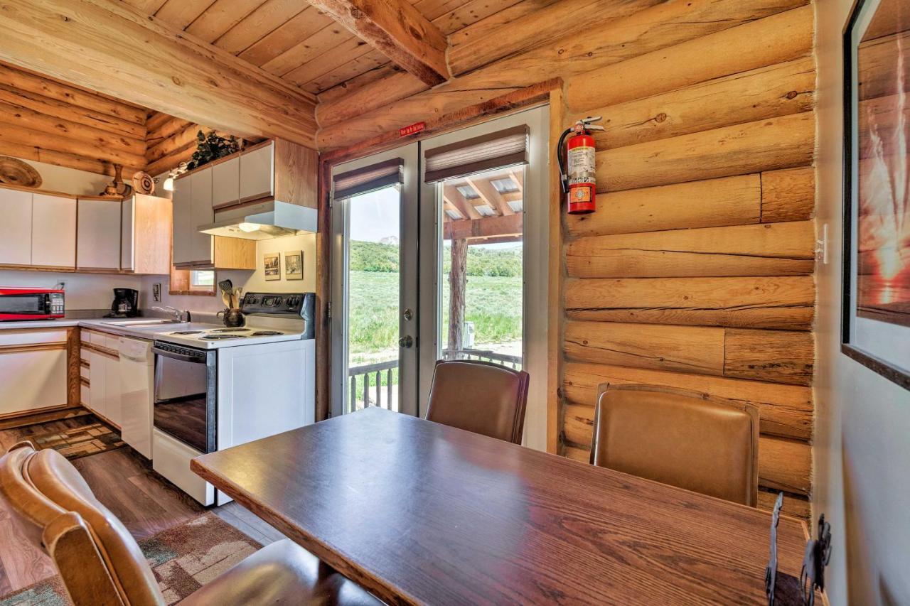 Cabin With Fire Pit, Views And Bbq 18 Mi To Moab! Eksteriør bilde